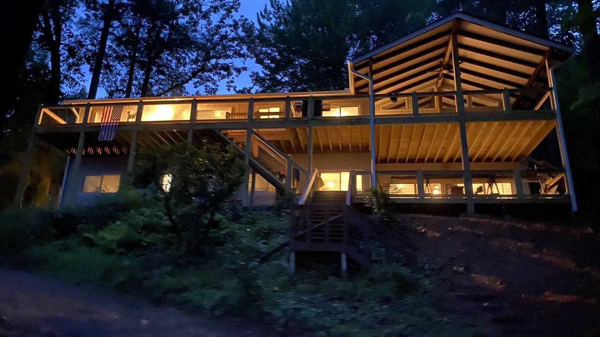 Lake Toxaway House | Lake Toxaway Lakefront Views, Dock & Fire Pit