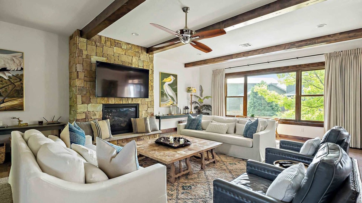 Spicewood Villa | Lake Travis Luxe Villa | 4BR | Pickleball | BBQ