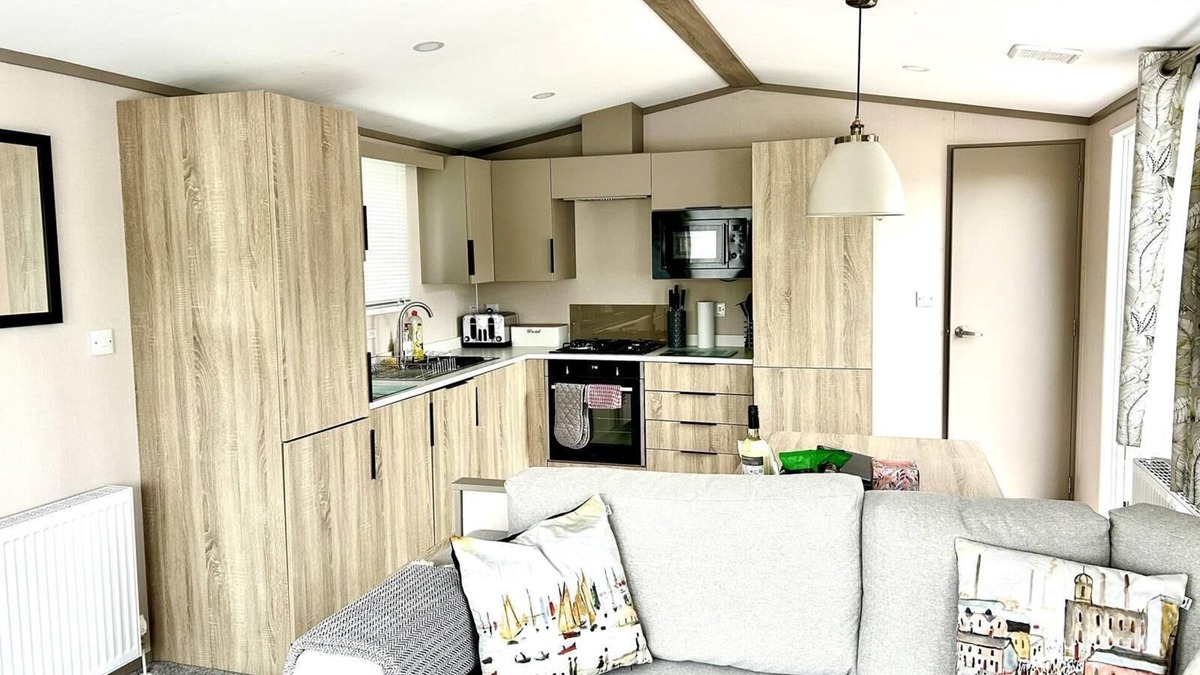 Fence Cabin | Lake View at Pendle View Holiday Park BB7 4DH