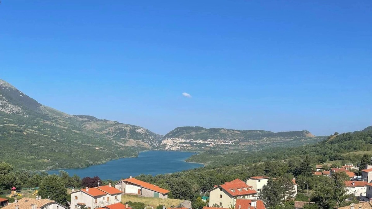 Civitella Alfedena House | Lake view house