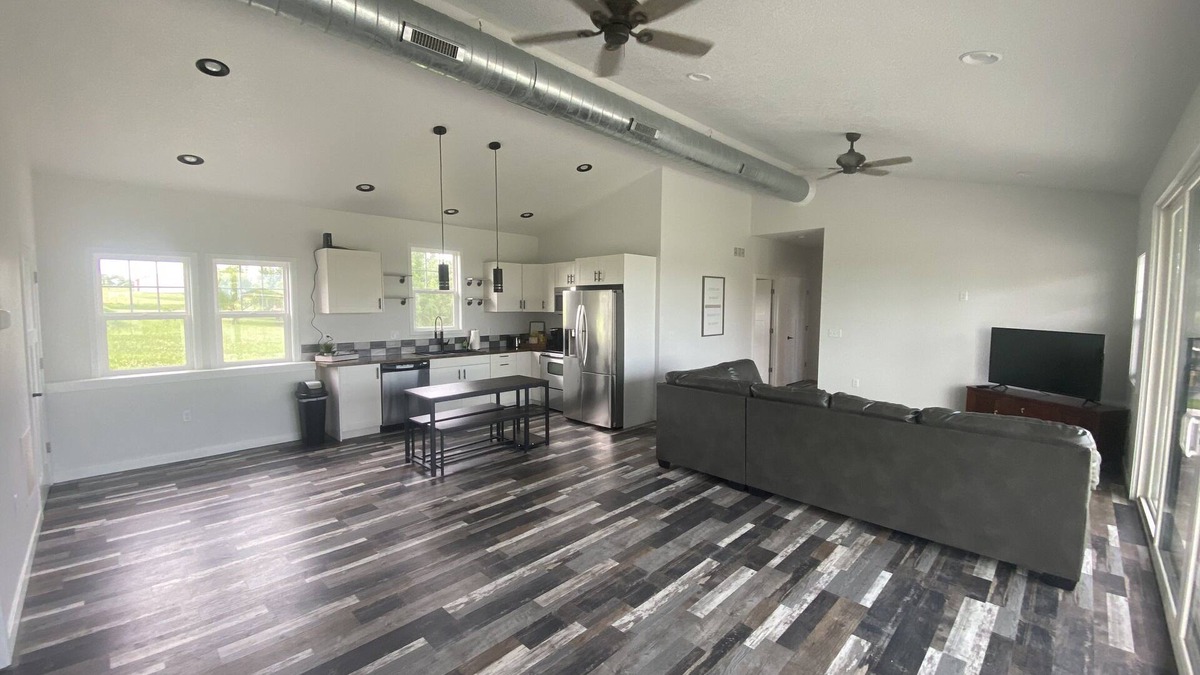 Sun Valley Lake House | Lake view home at 1261 Green Acres Dr Ellston, Iowa 50074 Sun Valley Lake