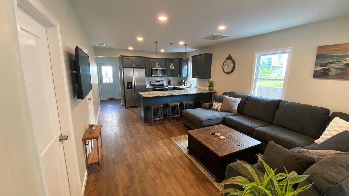 Saratoga Springs House | Lake view Home
