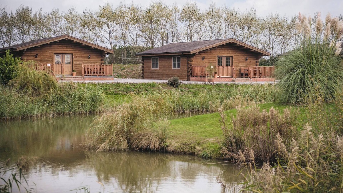 Old Leake Cottage | Lake View Lodges - 25073