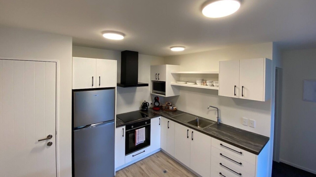 Frankton Apartment | Lake View One Bedroom Unit