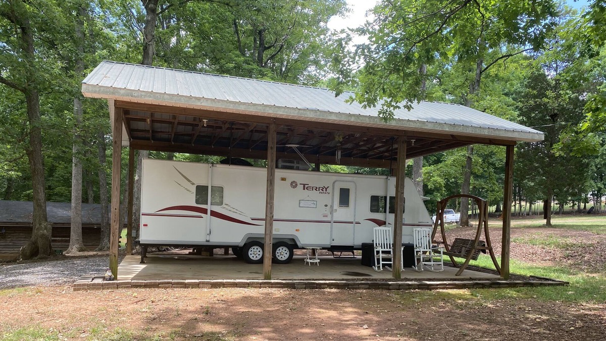 Belmont House | Lake Wylie Camper… Terry Dakota