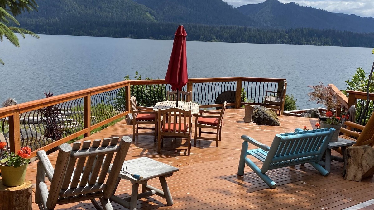 Amanda Park House | Lakefront Cabin Inside Olympic National Park
