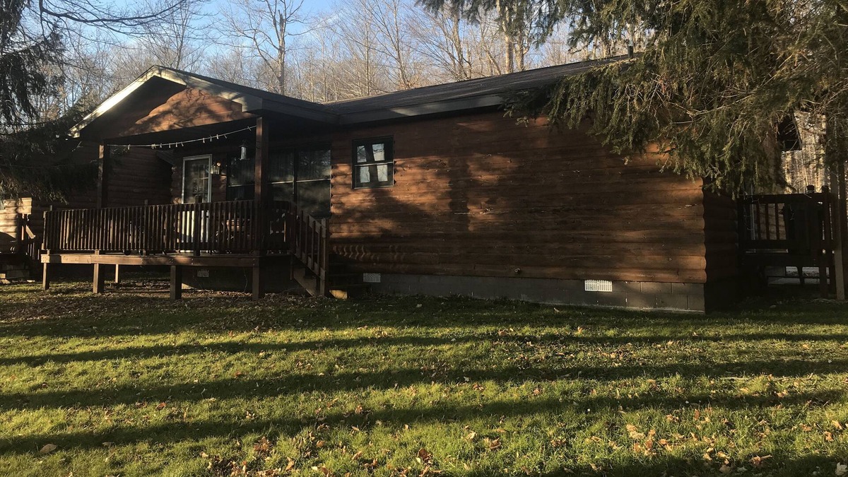 McMillan House | Lakefront Cabin