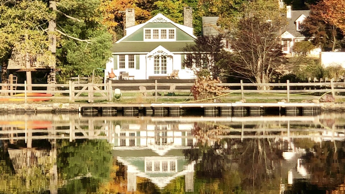 Greenwood Lake House | Lakefront Classic Craftsman, 1 hour from NYC