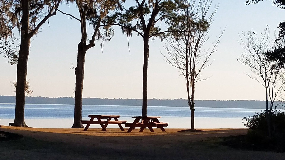 Summerton Condo | Lakefront Condo w/Boat Slip at North Shore. 3BR/3BA -- Fishing, Golfing, Boating