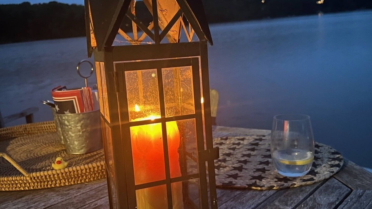 Mahopac Cottage | Lakefront Cottage Retreat !!