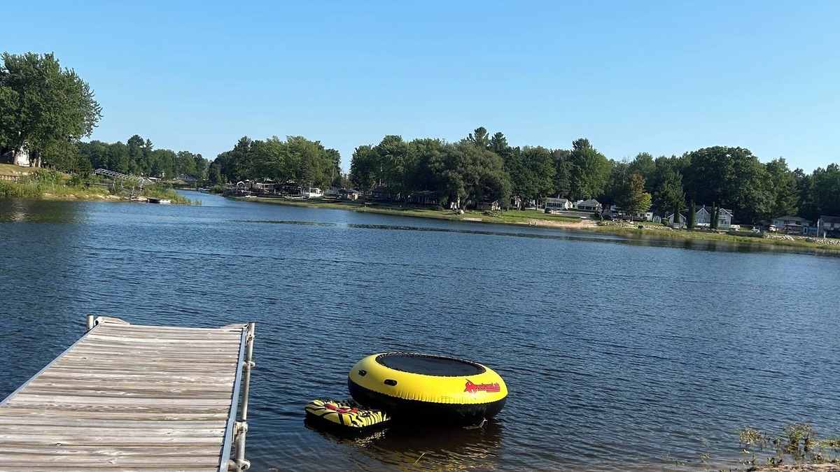 Gladwin Cabin | Lakefront cozy 2-bedroom cabin in welcoming Gladwin with WiFi, AC
