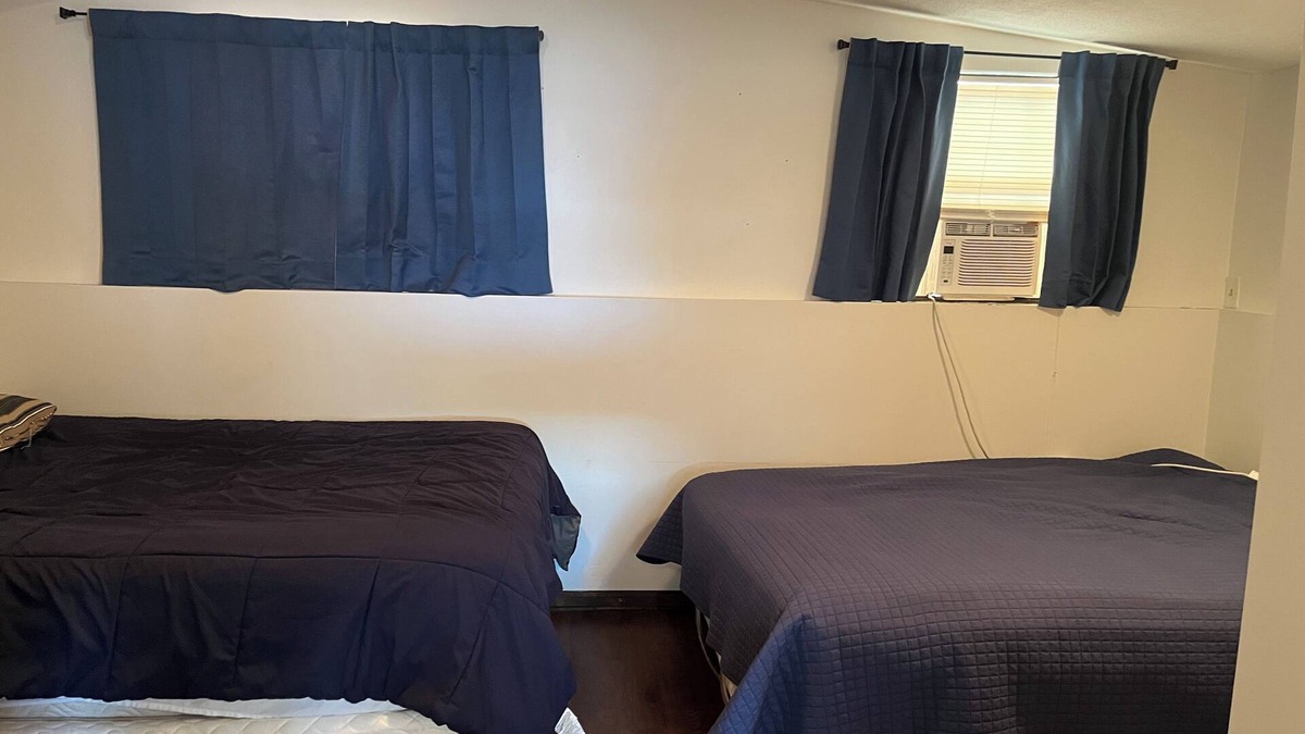 Climax Springs House | Lakefront cozy home! Perfect for families or large friend groups!