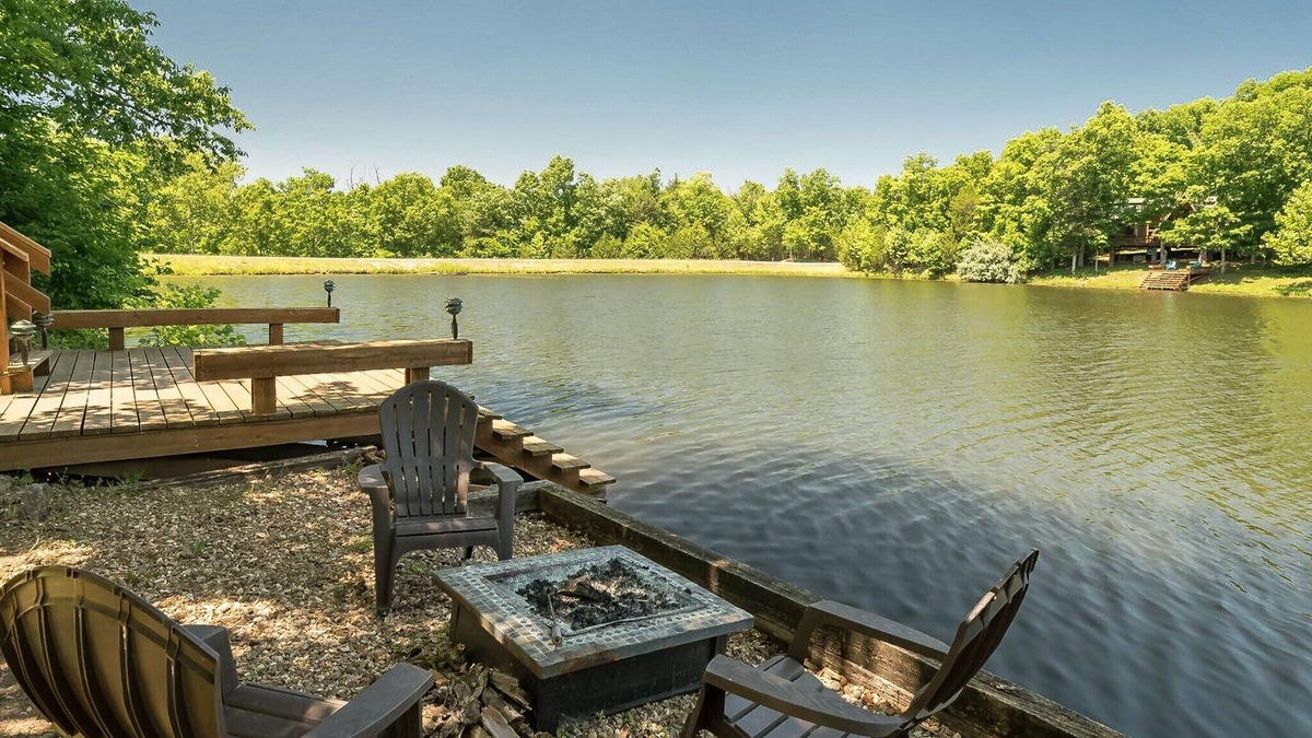 Innsbrook Ski Chalet | Lakefront Escape by Innsbrook Vacations!