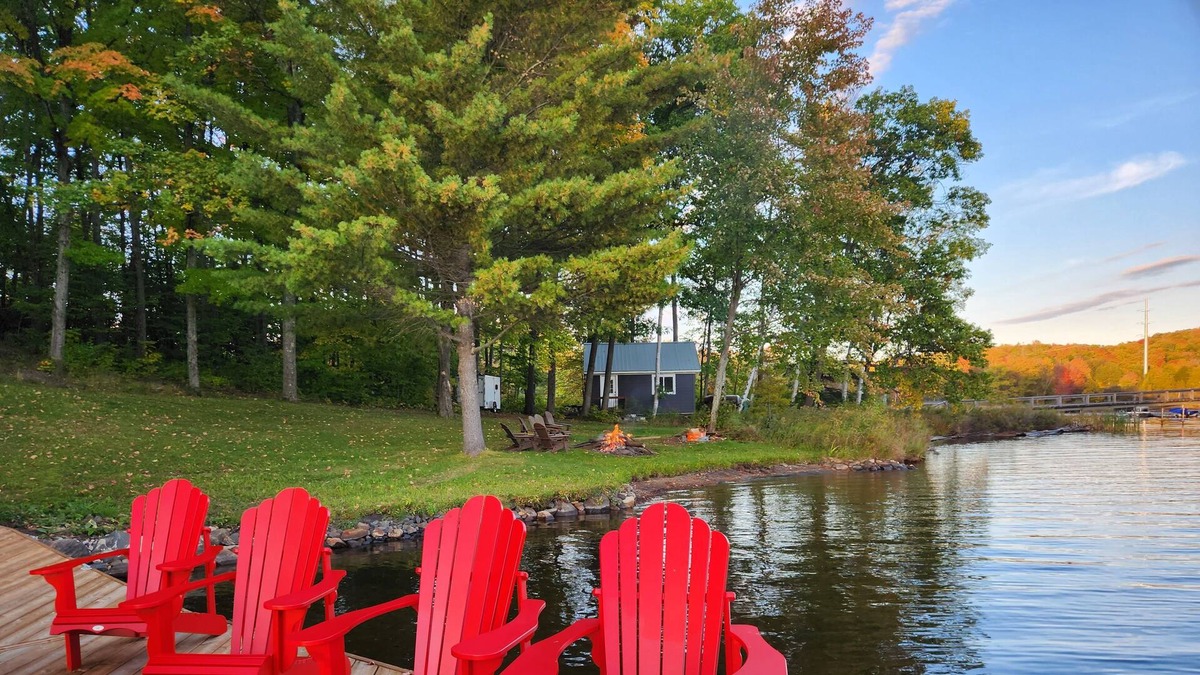 McDougall Cottage | Lakefront Family Cottage - swim, boat, fish, hike, ride