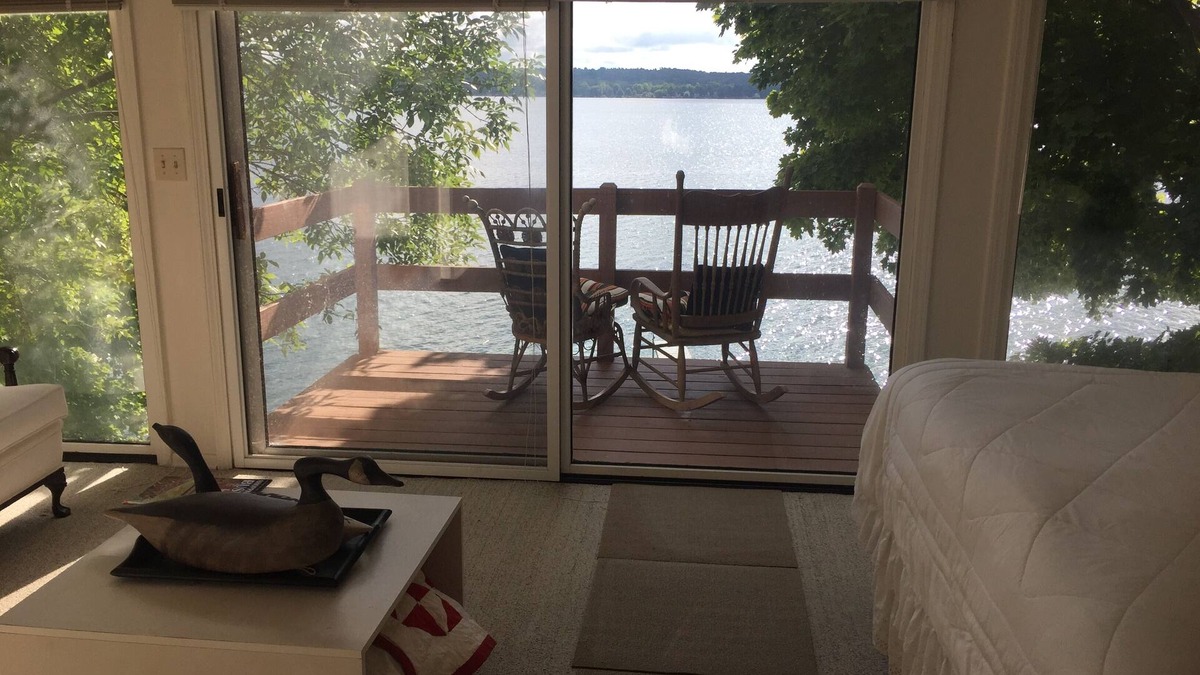 Canandaigua House | Lakefront Home: kayaks, firepit/3 miles 2 historic downtown/restaurants/grocery