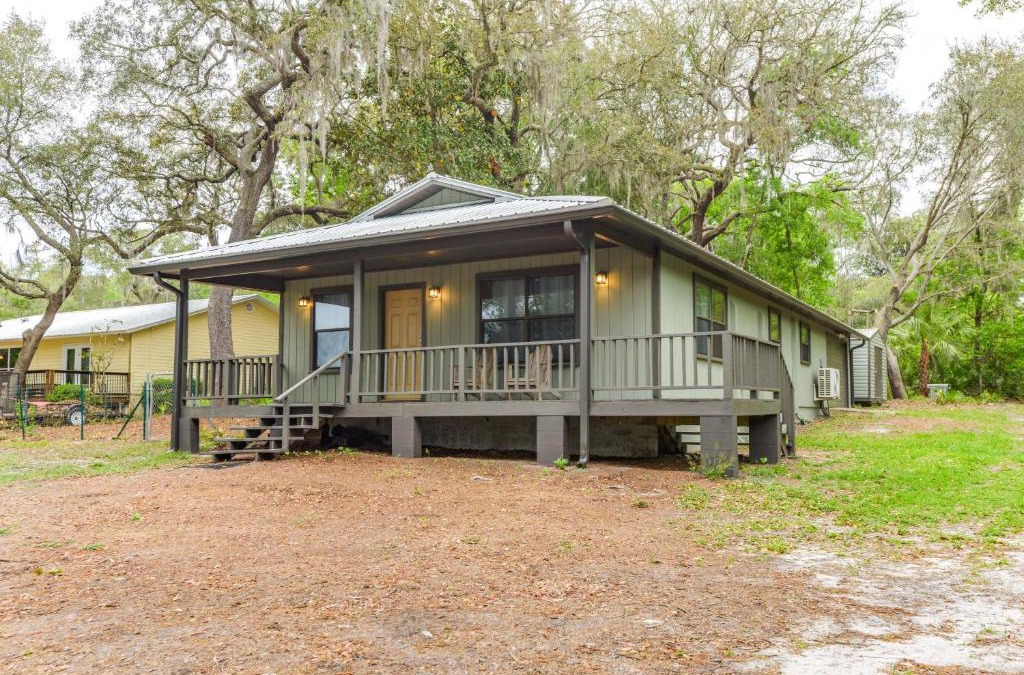 Keystone Heights House | Lakefront Keystone Heights Cottage with Private Dock