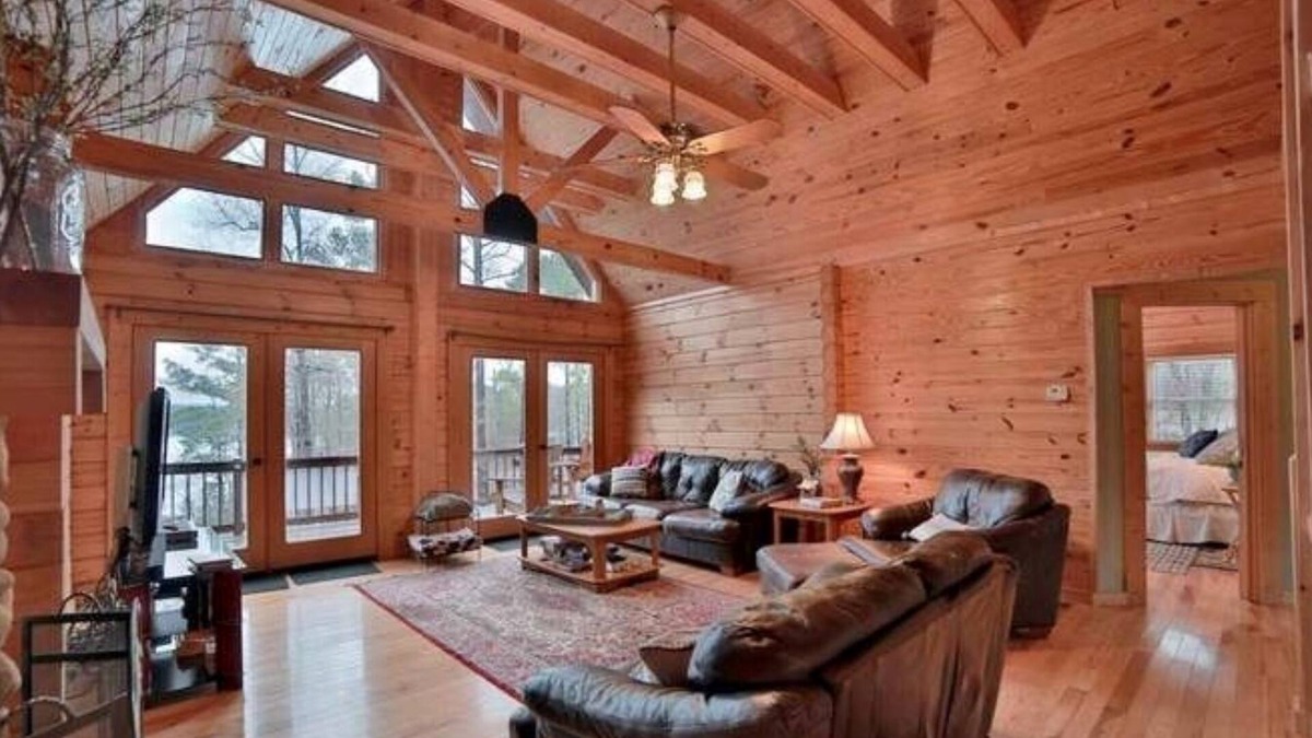 Wedowee Cabin | Lakefront Log Cabin with a Million-Dollar View