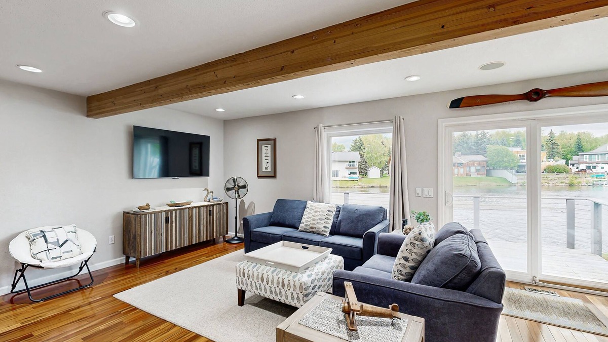 Bayshore - Klatt House | Lakefront Luxury on Campbell Lake – Spacious Anchorage Escape with Stunning View