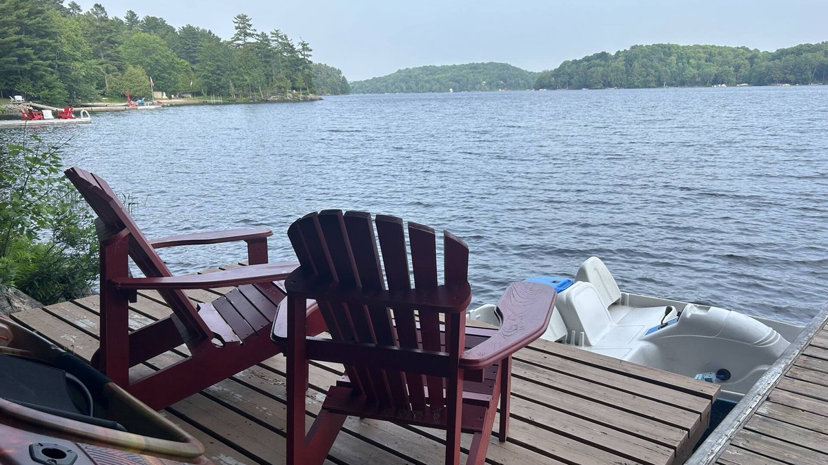 Muskoka Lakes Cottage | Lakefront Muskoka 3 Bedroom Cottage with Breathtaking View