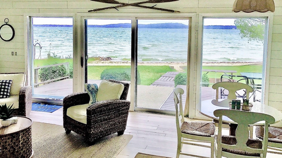 Beulah House | LAKEFRONT- On Big Platte Lake- COZY MODERN VINTAGE RETREAT