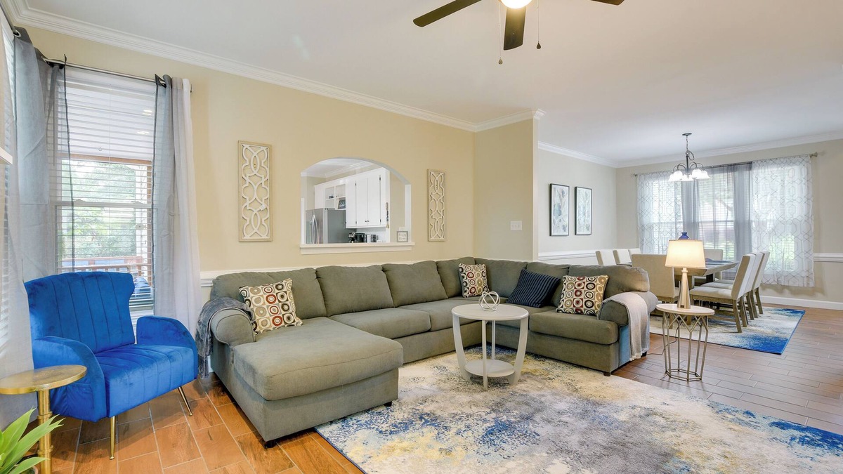 Northeast Raleigh House | Lakefront Raleigh Retreat ~ 7 Mi to Downtown!