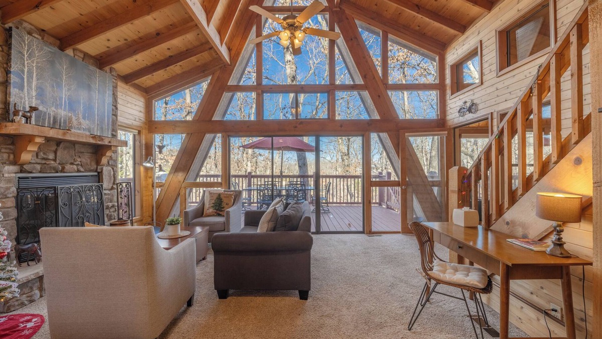 Wright City Ski Chalet | Lakefront Timberline Chalet by Innsbrook Vacations!