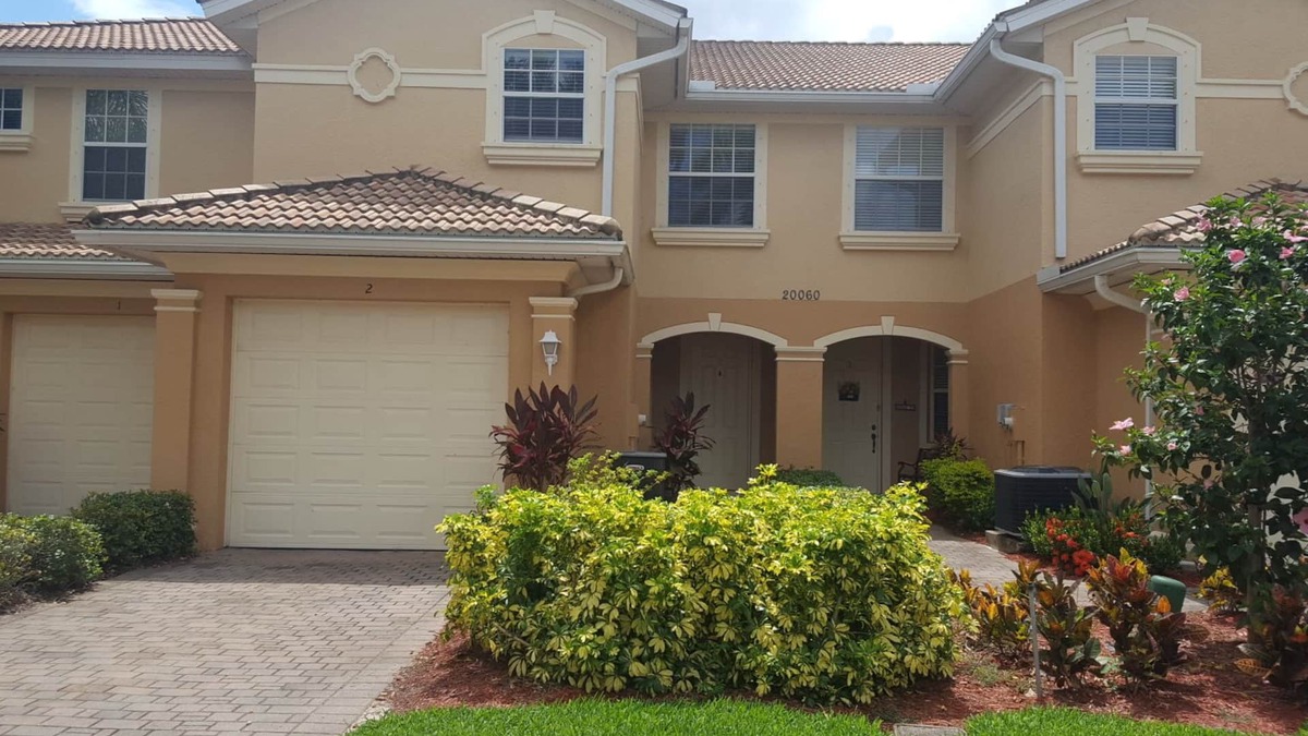 Estero House | Lakefront townhome near beach in Southwest Florida