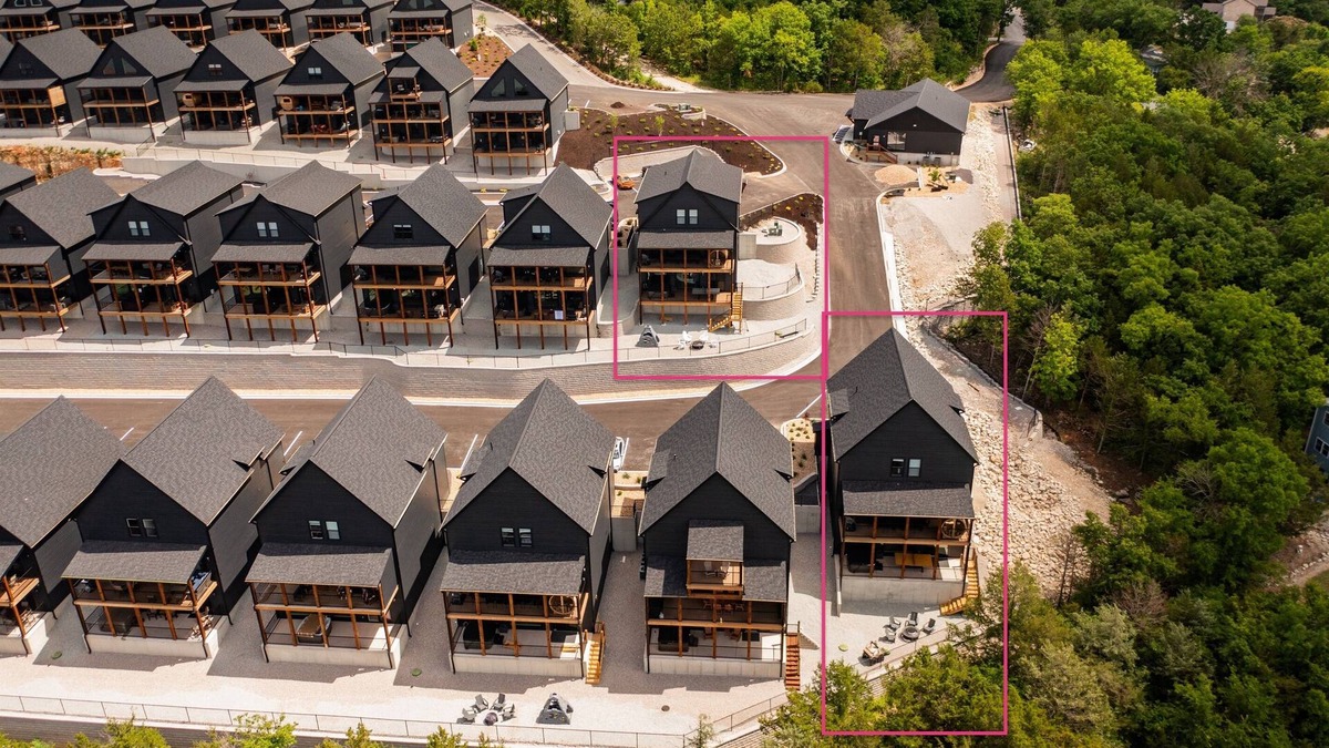 Hollister House | Lakefront | Two homes (sleeping 46) golf simulators, outdoor saunas, & hot tubs