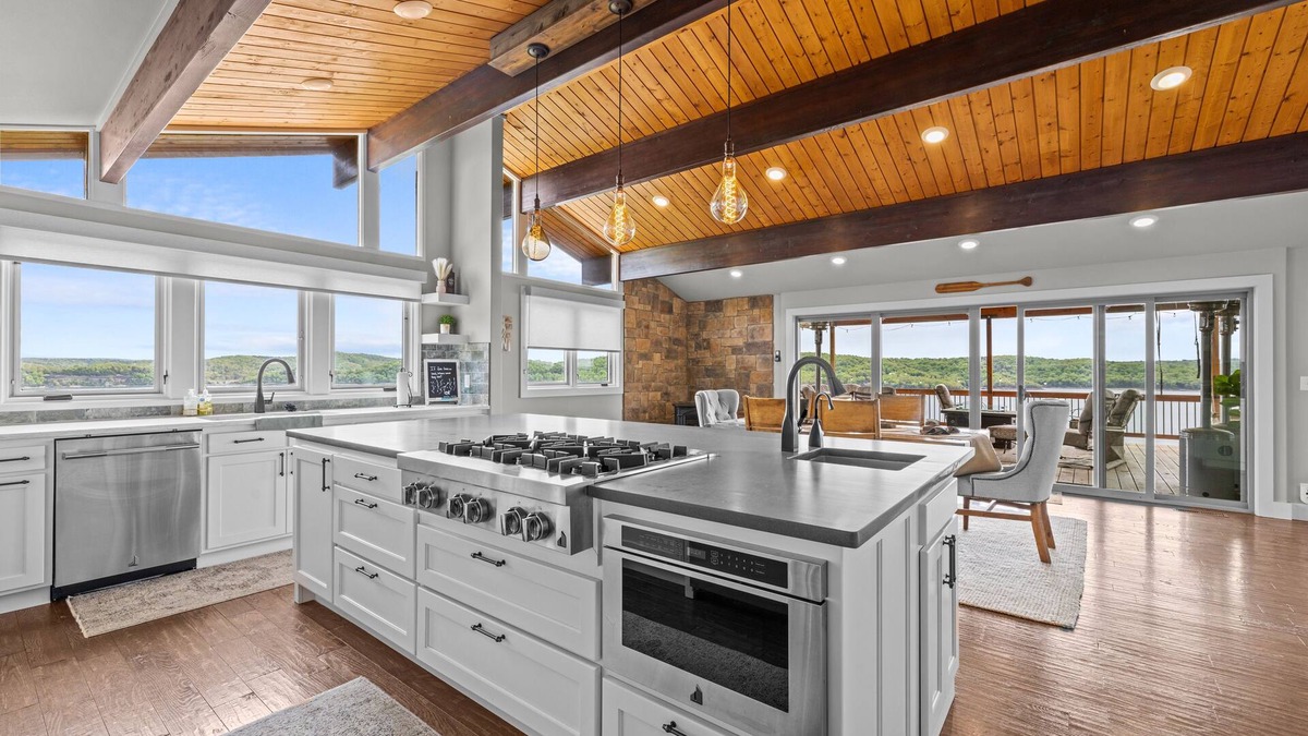 Garfield House | Lakefront view home on Beaver Lake!