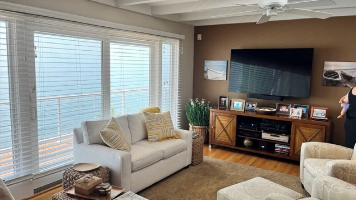 Spring Lake Cottage | Lakehouse