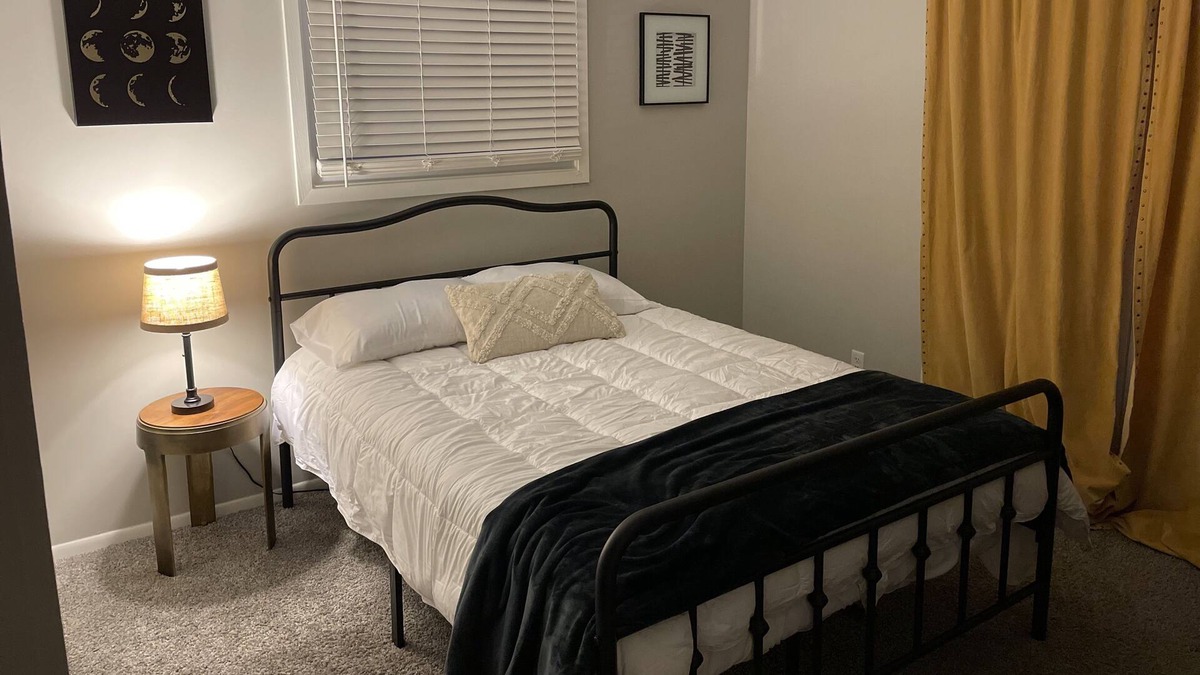 Kenosha House | Lakeshore Area Home Between The Big Cities