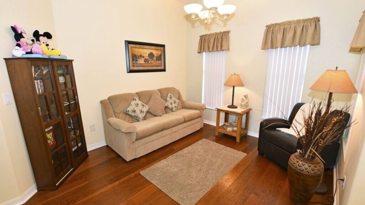 Buena Ventura Lakes House | Lakeside 4-Bed Pool Home at Villa Sol