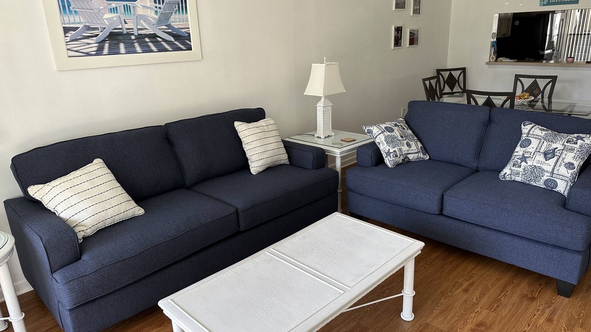 South Bradenton Condo | Lakeside Condo at Shorewalk, Bradenton. IMG, Beaches & Restaurants Nearby
