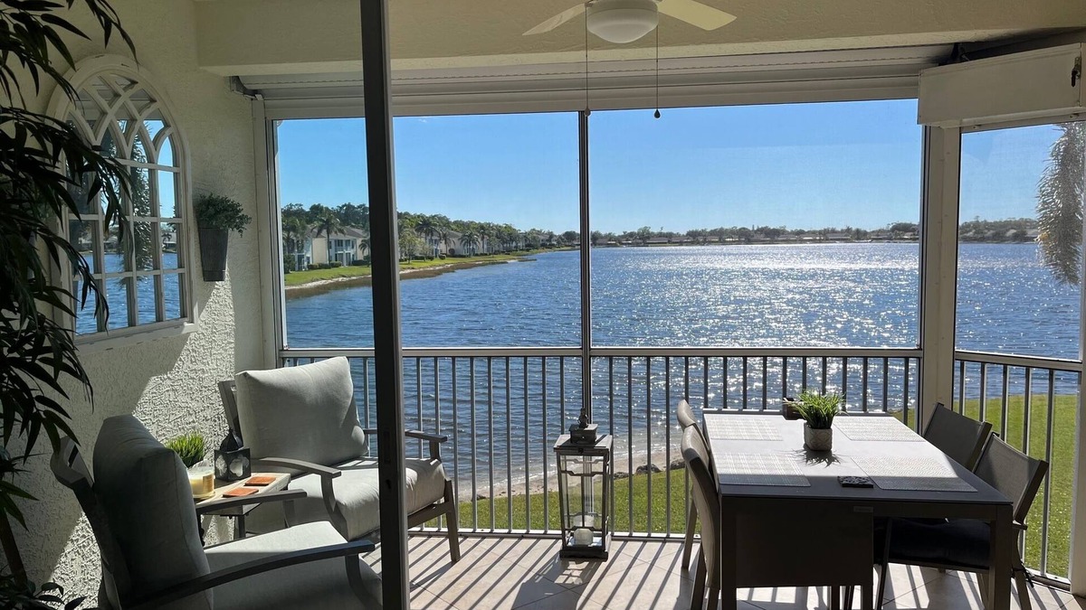 Crown Pointe Condo | Lakeside Condo - Crown Pointe Shores