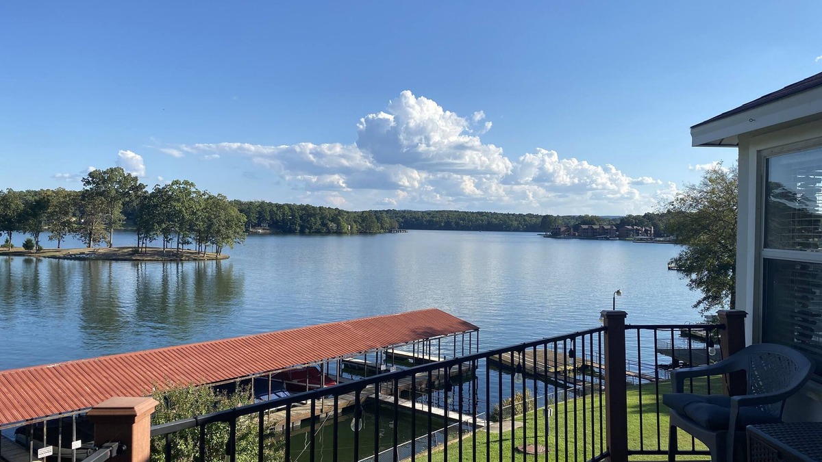 Hot Springs House | Lakeside Cottage, cleaned and managed by owner - NO CLEANING FEE