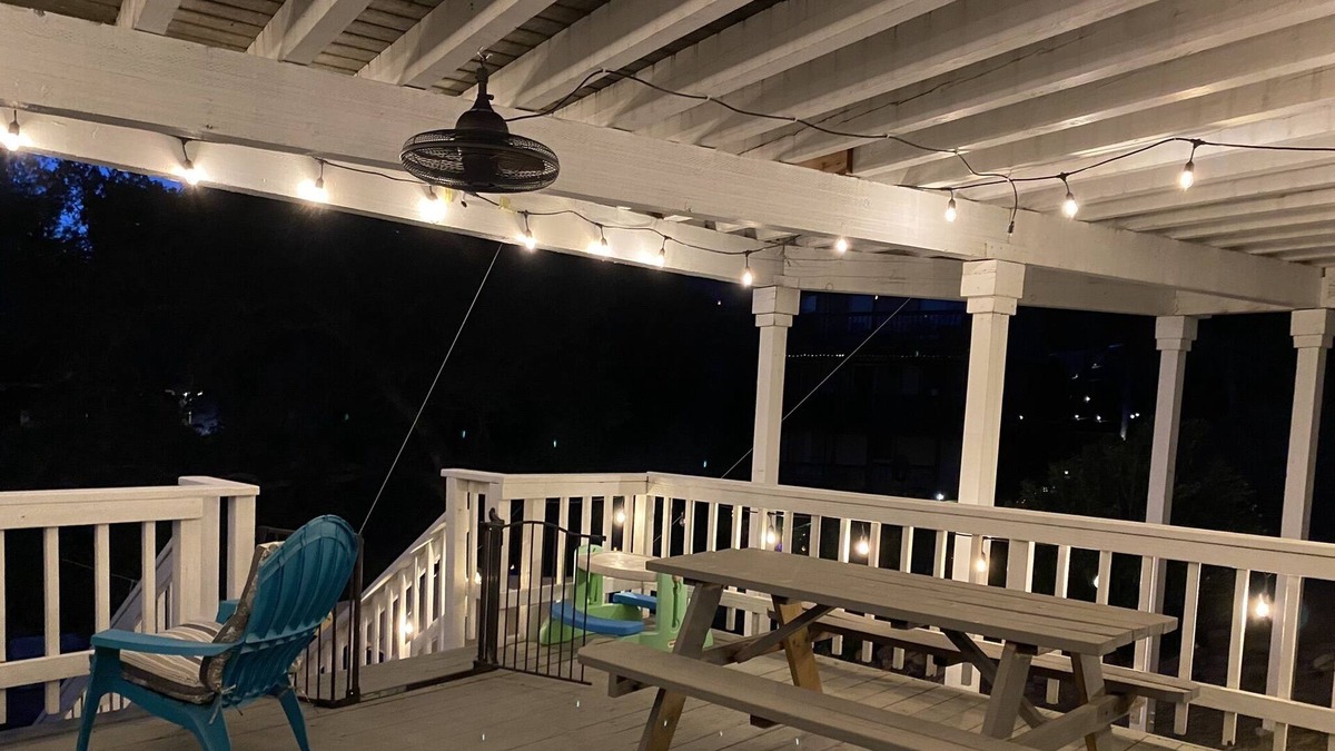 Copperopolis Cabin | Lakeside Family Retreat near Yosemite - Summer swimming and winter snow fun