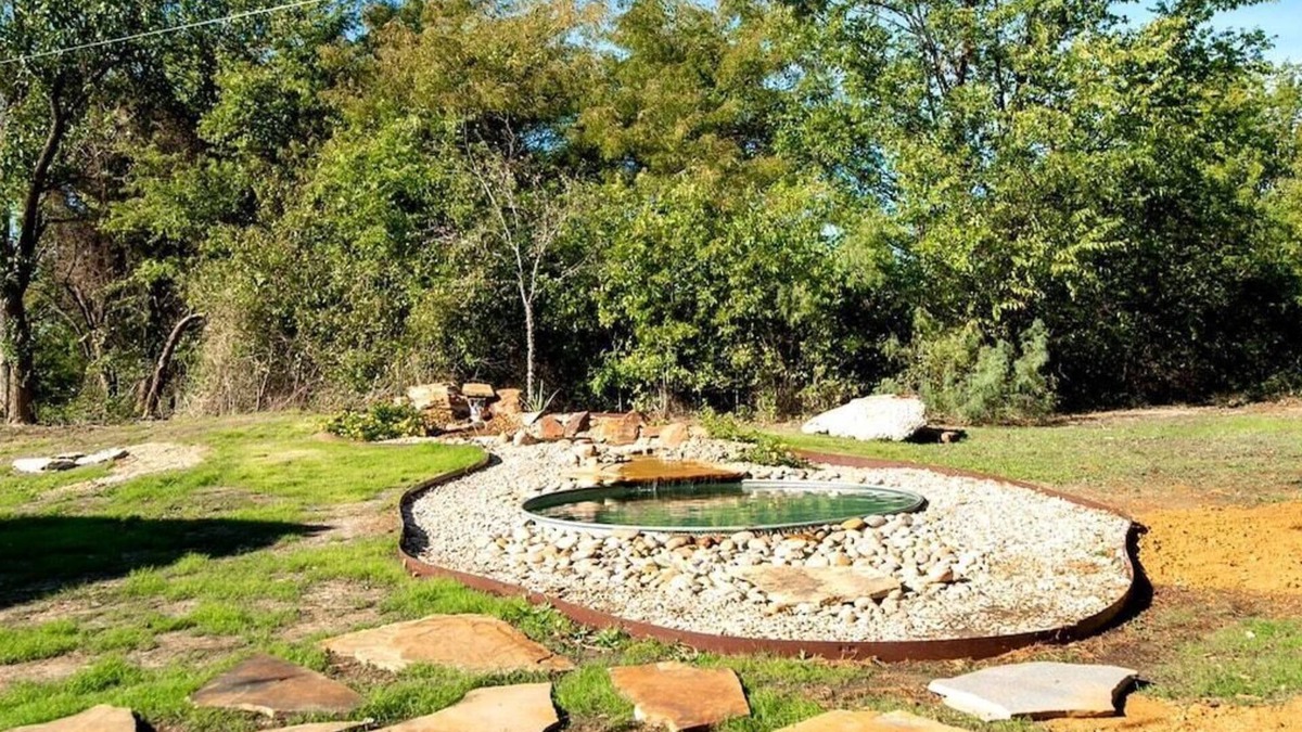 Lone Oak House | Lakeside Haven #205 · Lakeside Haven Containers on Lake Tawakoni #205