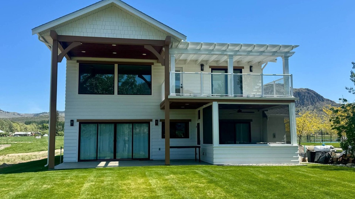 Oroville House | Lakeside Haven, Oroville