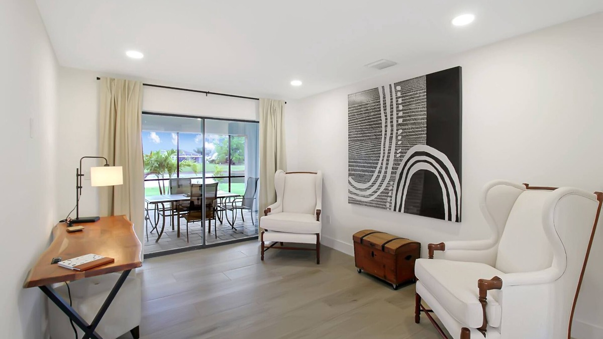 Deep Creek House | Lakeside Luxury Living - Punta Gorda Family Home