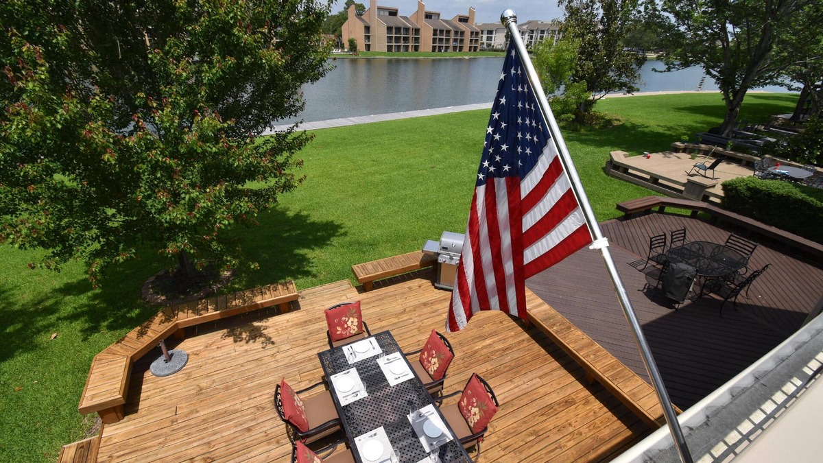 Walden on Lake Conroe House | Lakeside Retreat at Walden offering resort-style amenities