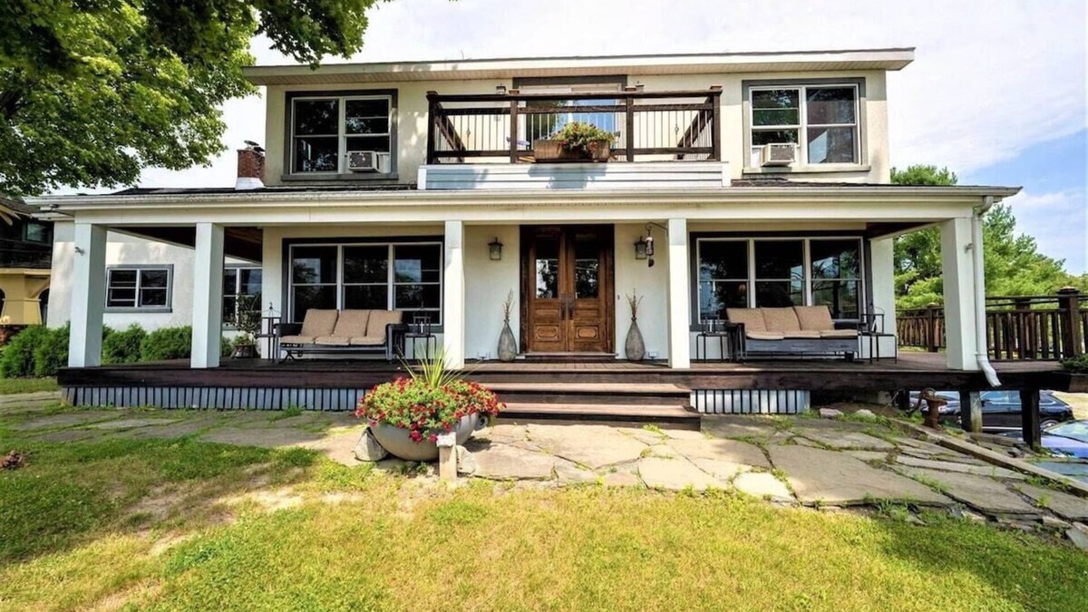 Schroon Lake House | Lakeside Retreat with Gorgeous Views Year Round