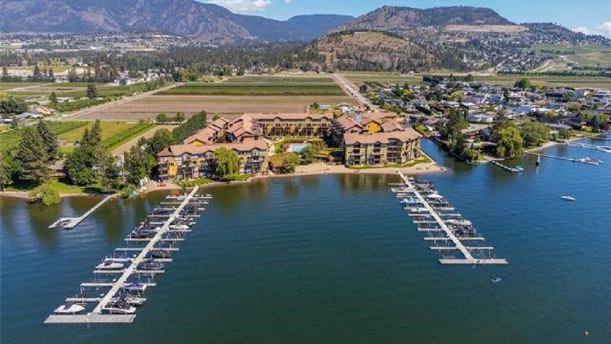 Westbank Condo | Lakeside Updated Condo!