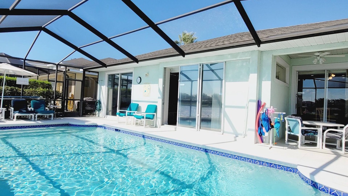 Sunset Lakes House | Lakeside Villa w/Sunny Private Pool Deck, Very close to theme parks/restaurants