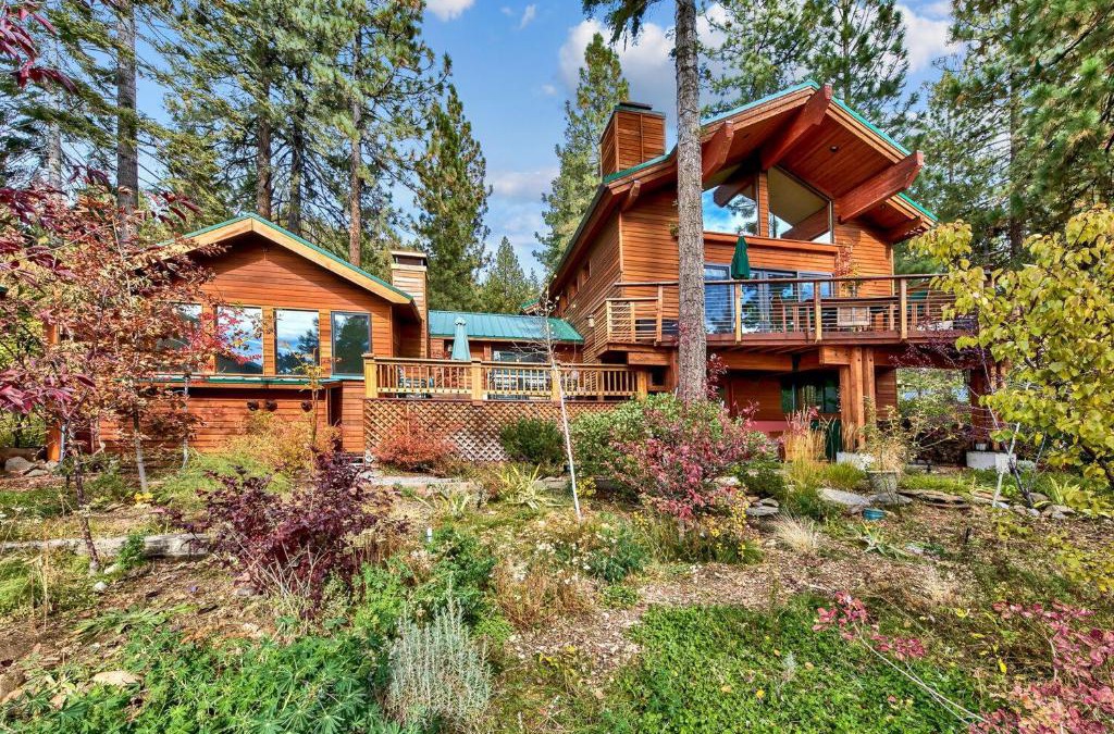 Brockway House | Lakeview Hideaway