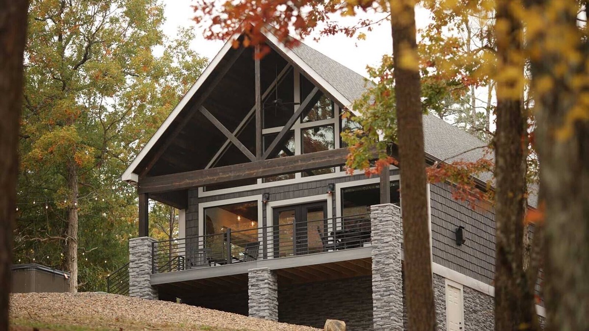 Mena Cabin | LakeView HotTub | Kayak/Fish | AtvTrls