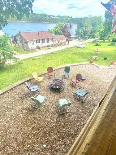 Shell Knob House | Lakeview Landing! 2 min walk to lake, boat parking