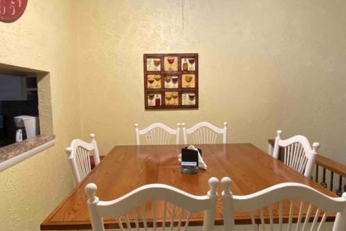 Holiday Island House | Lakeview Latitude