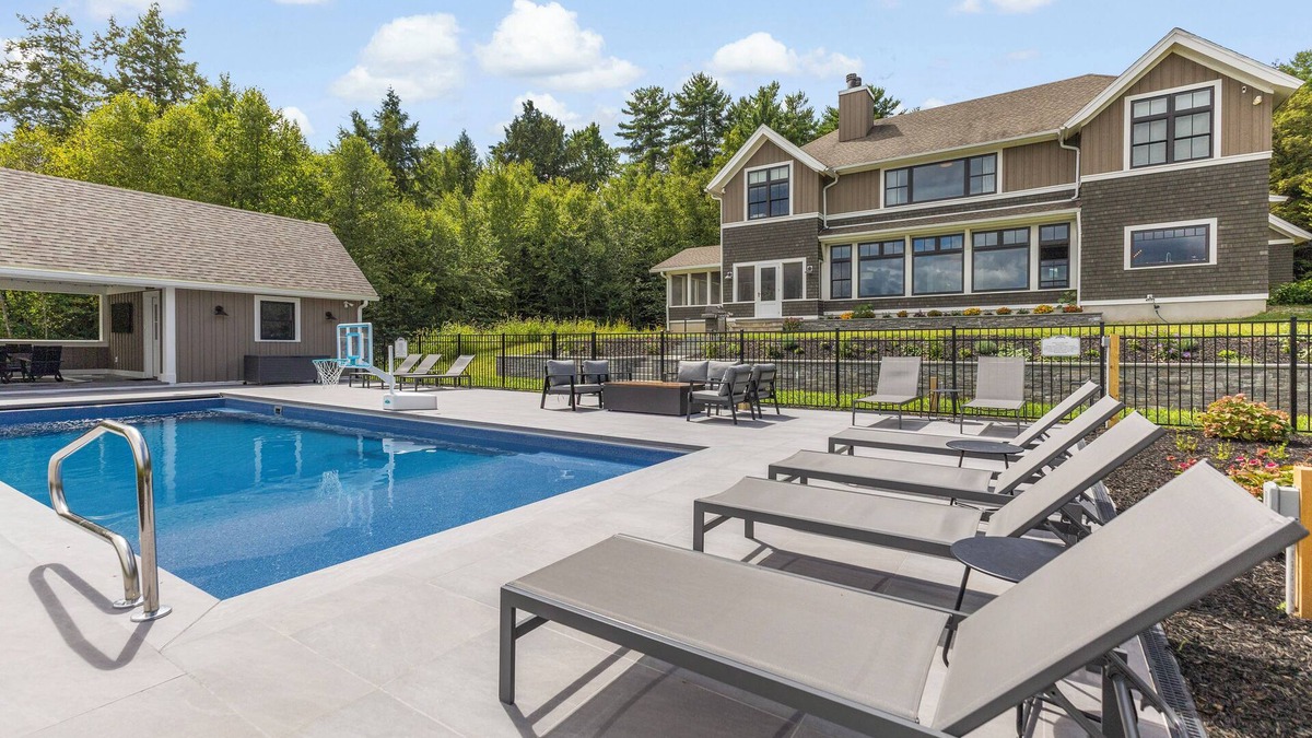 Bolton Landing House | Lakeview Point