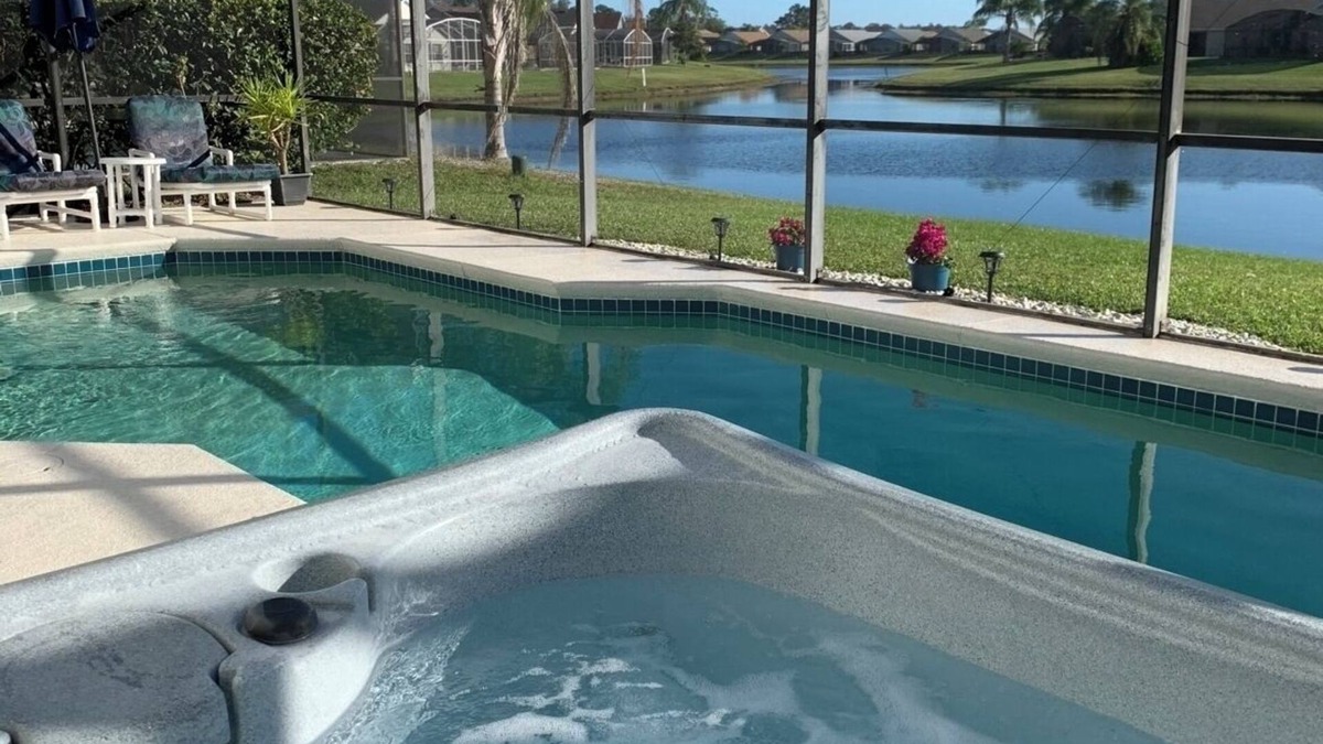 Eagle Pointe South Villa | Lakeview Villa in Kissimmee, close to Disney, private pool & hot tub, pool heat