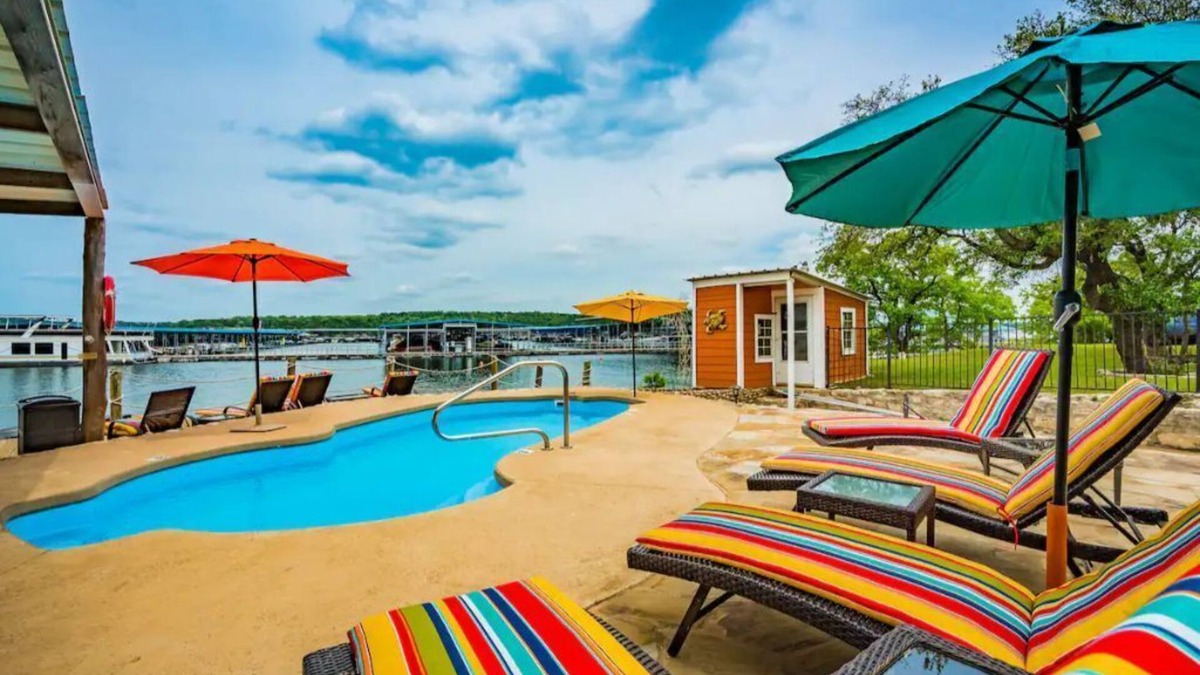 Lakeway House | Lakeway oasis